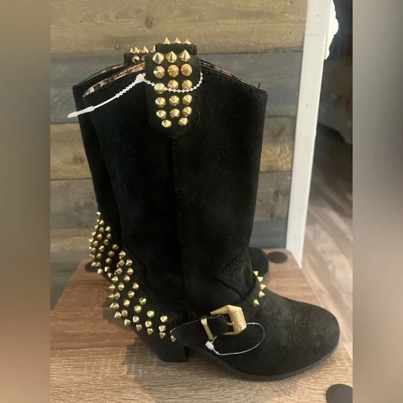 Betsey Johnson Yendell Black Suede Studded Western Boots Size 6 - Picture 10 of 16
